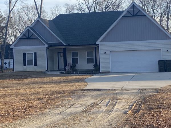69 Henley Road, Griffin, GA 30224