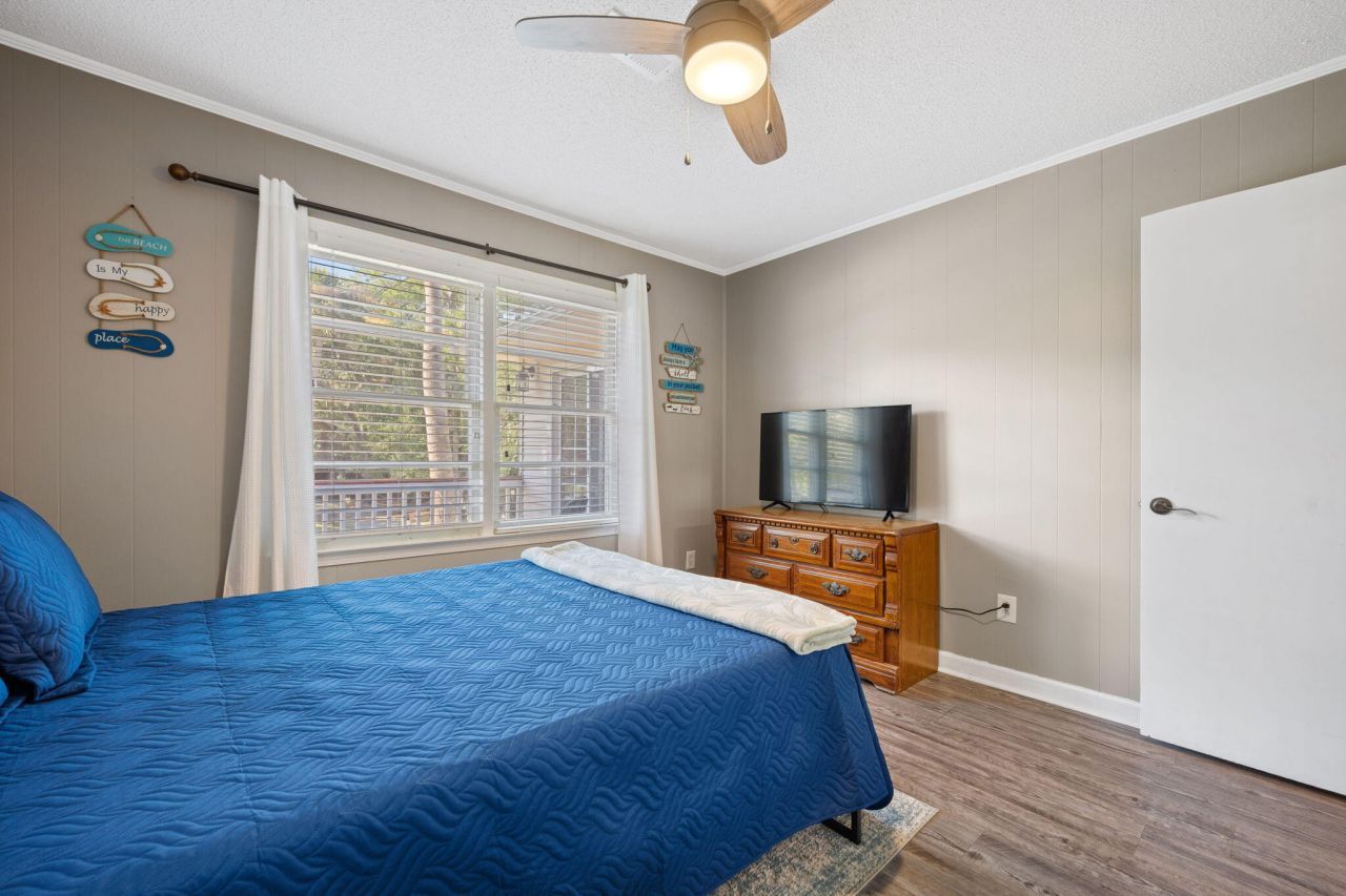 607 Portia Street Photo 12