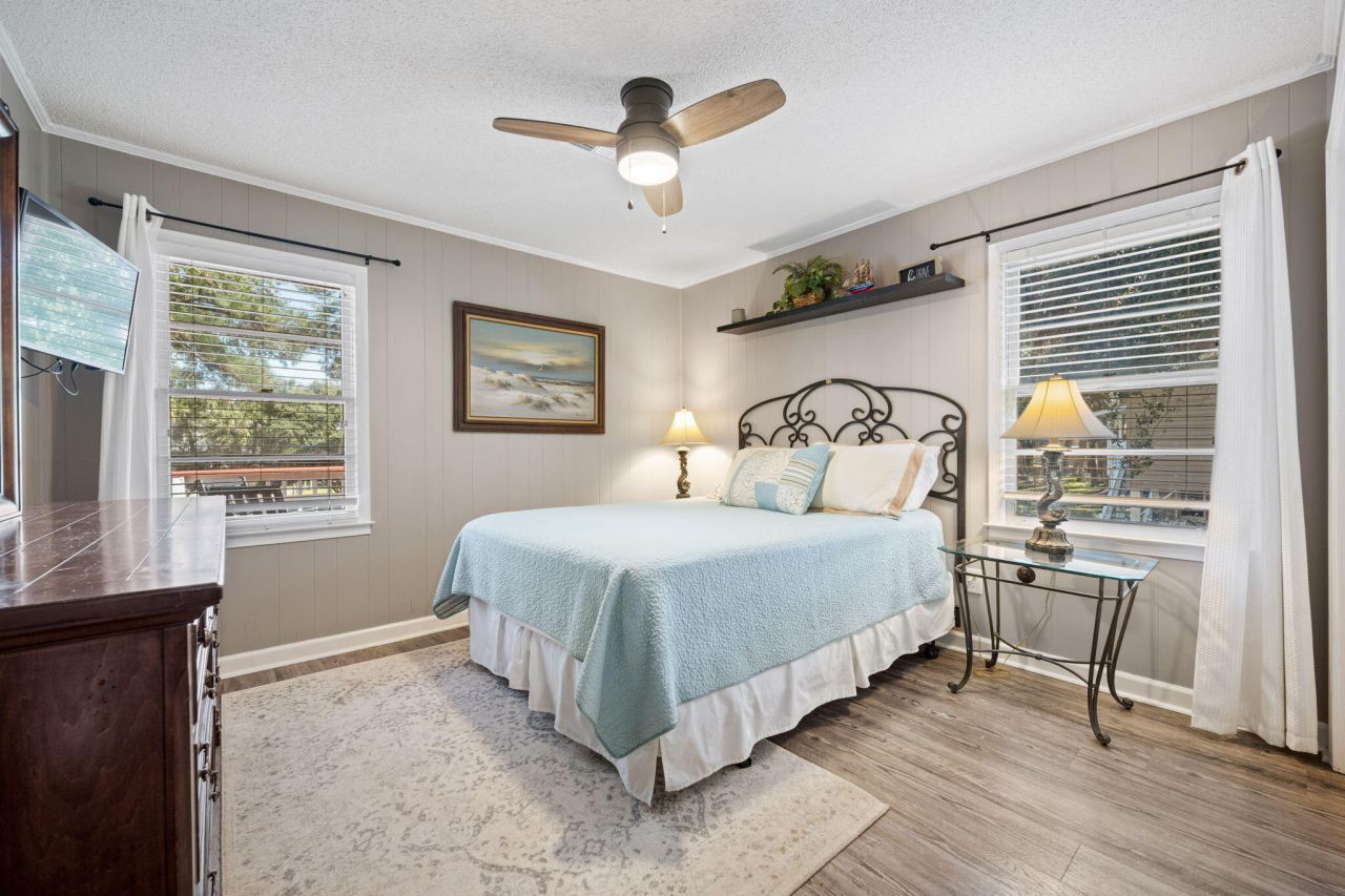 607 Portia Street Photo 14