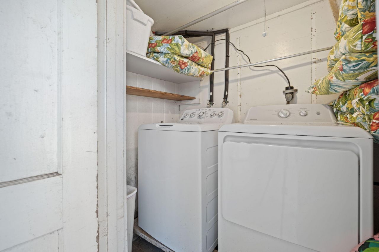 607 Portia Street Photo 22