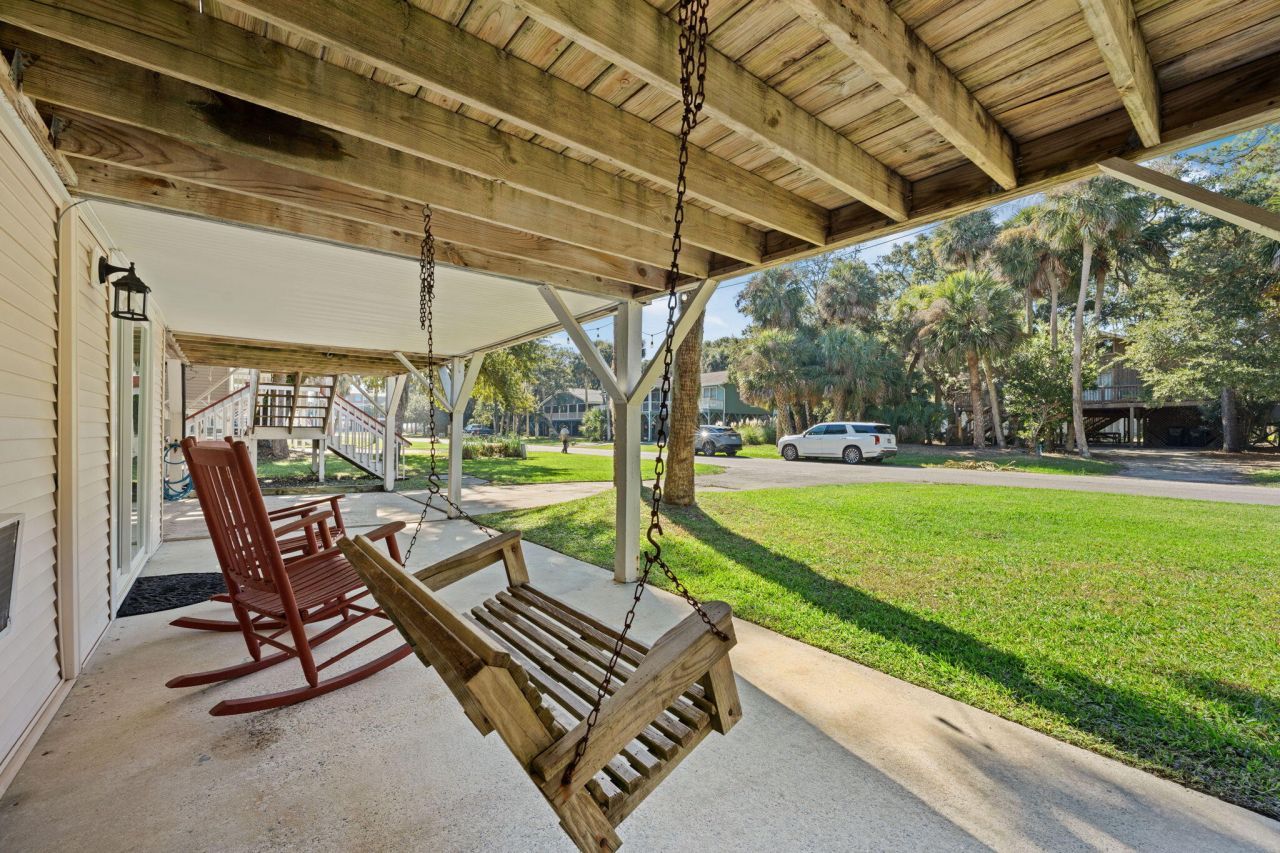 607 Portia Street Photo 49