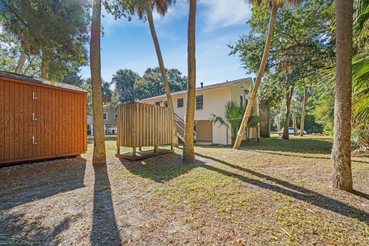 607 Portia Street Photo 52