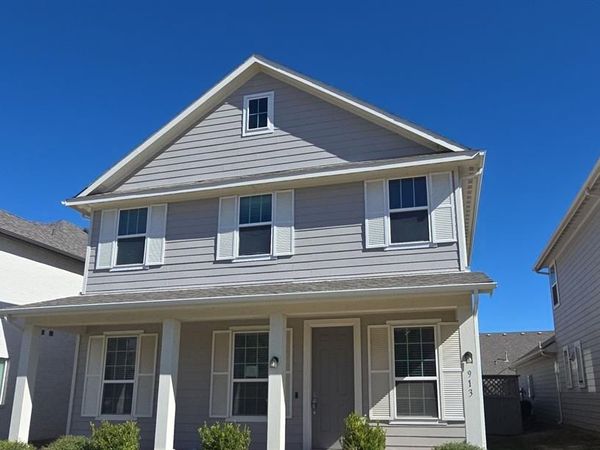 913 E Market Street, Northlake, TX 76247