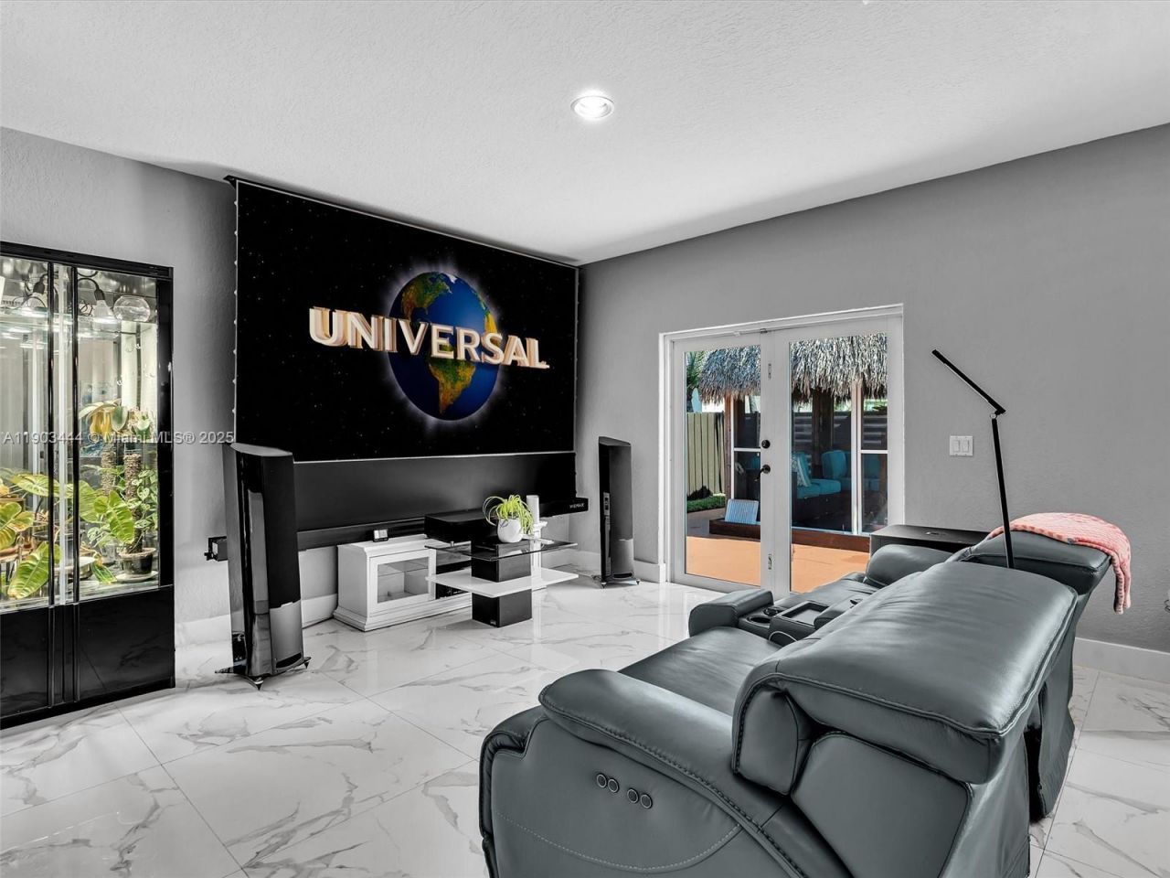 16691 NW 89th Pl, Miami Lakes, FL 33018 Photo