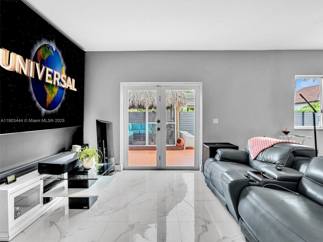 16691 NW 89th Pl, Miami Lakes, FL 33018 Photo