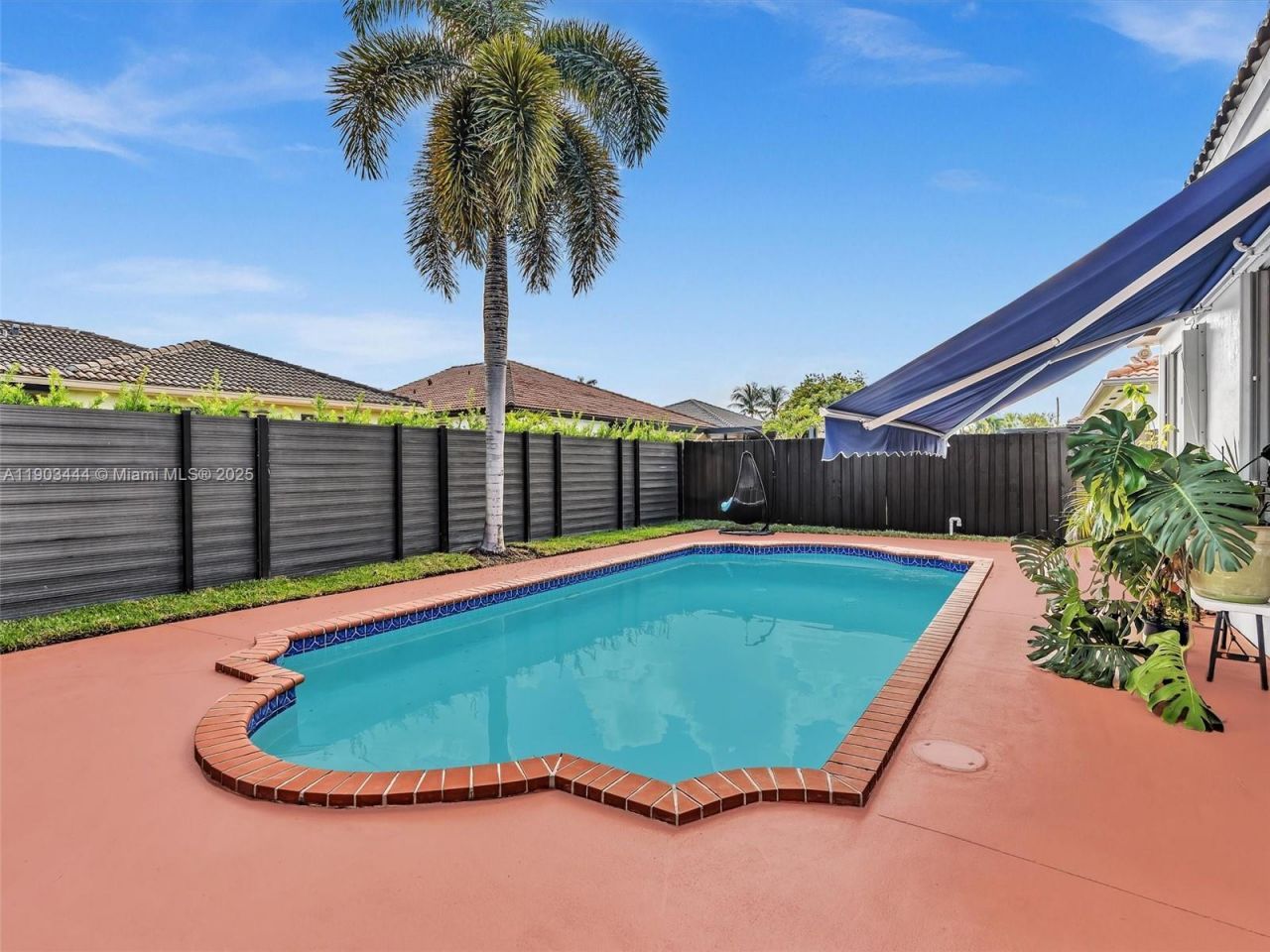 16691 NW 89th Pl, Miami Lakes, FL 33018 Photo