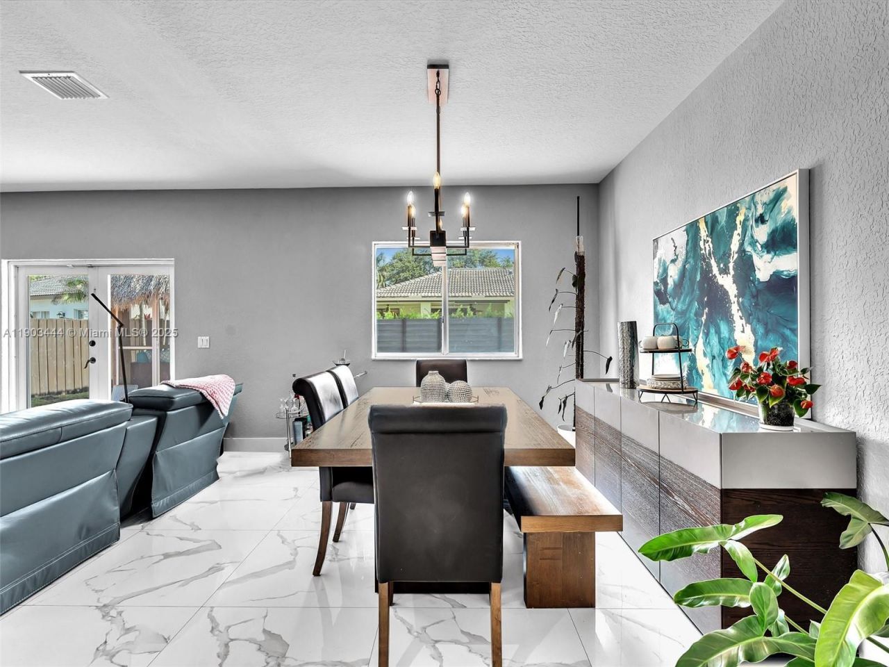 16691 NW 89th Pl, Miami Lakes, FL 33018 Photo