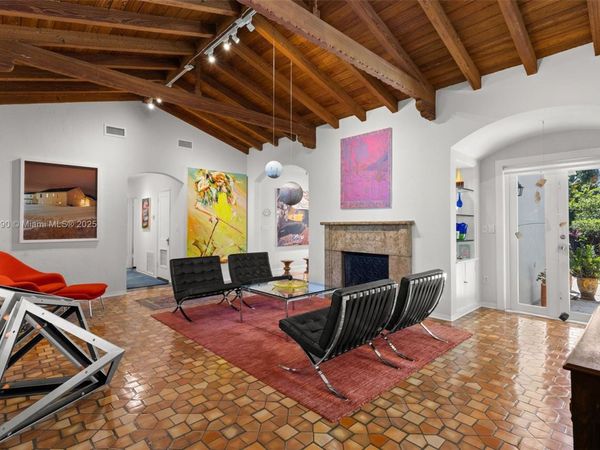 482 NE 93rd St, Miami Shores, FL 33138