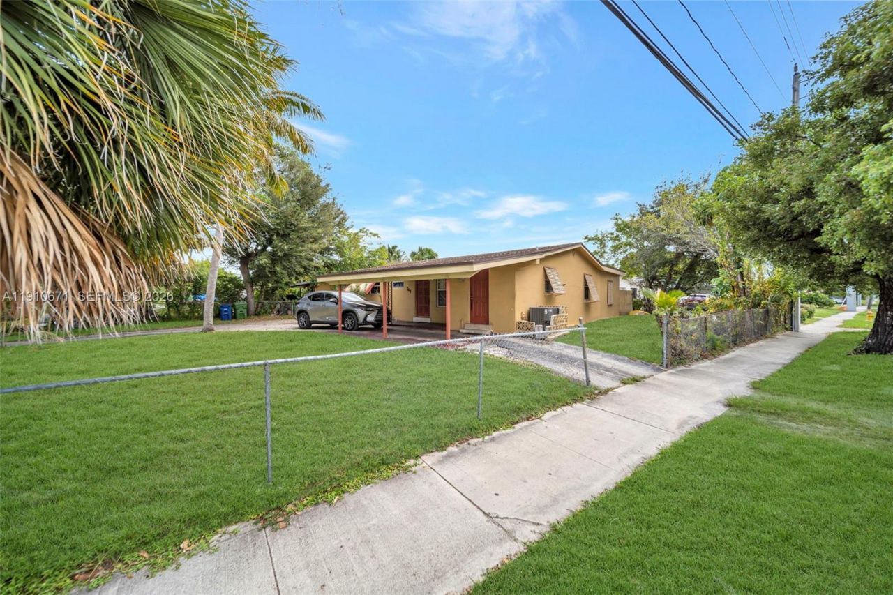 741 SW 2nd Ct, Hallandale Beach, FL 33009 Photo