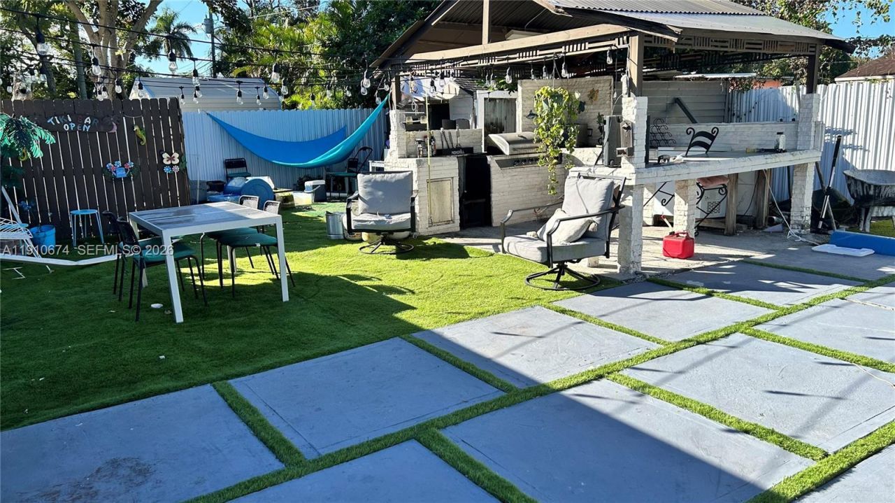 15210 NW 28th Pl, Miami Gardens, FL 33054 Photo