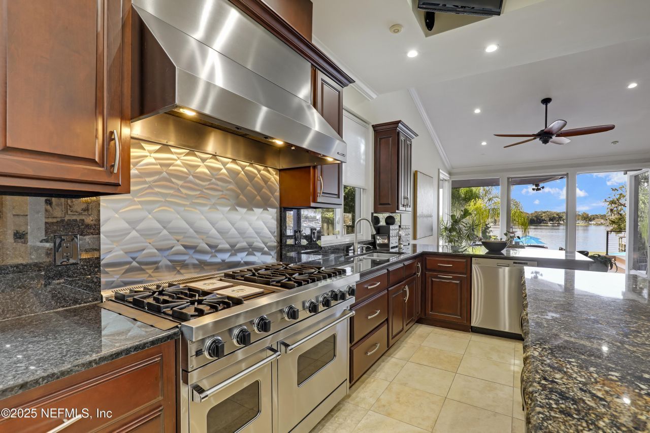 4232 Ortega Forest Drive, Jacksonville, FL 32210 Photo