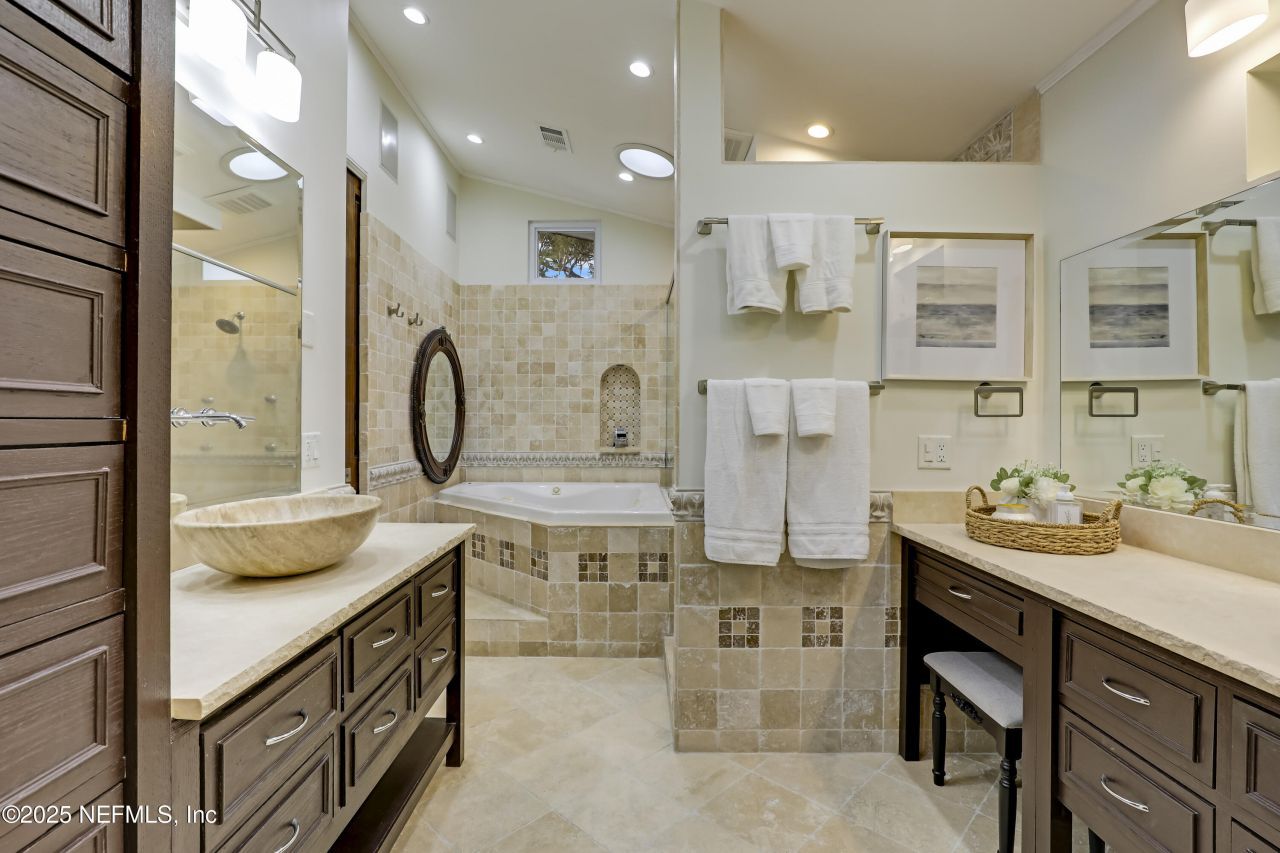 4232 Ortega Forest Drive, Jacksonville, FL 32210 Photo