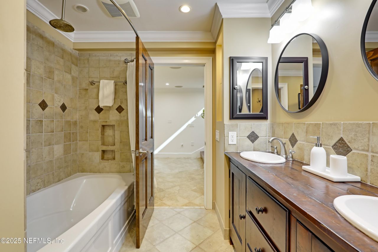 4232 Ortega Forest Drive, Jacksonville, FL 32210 Photo