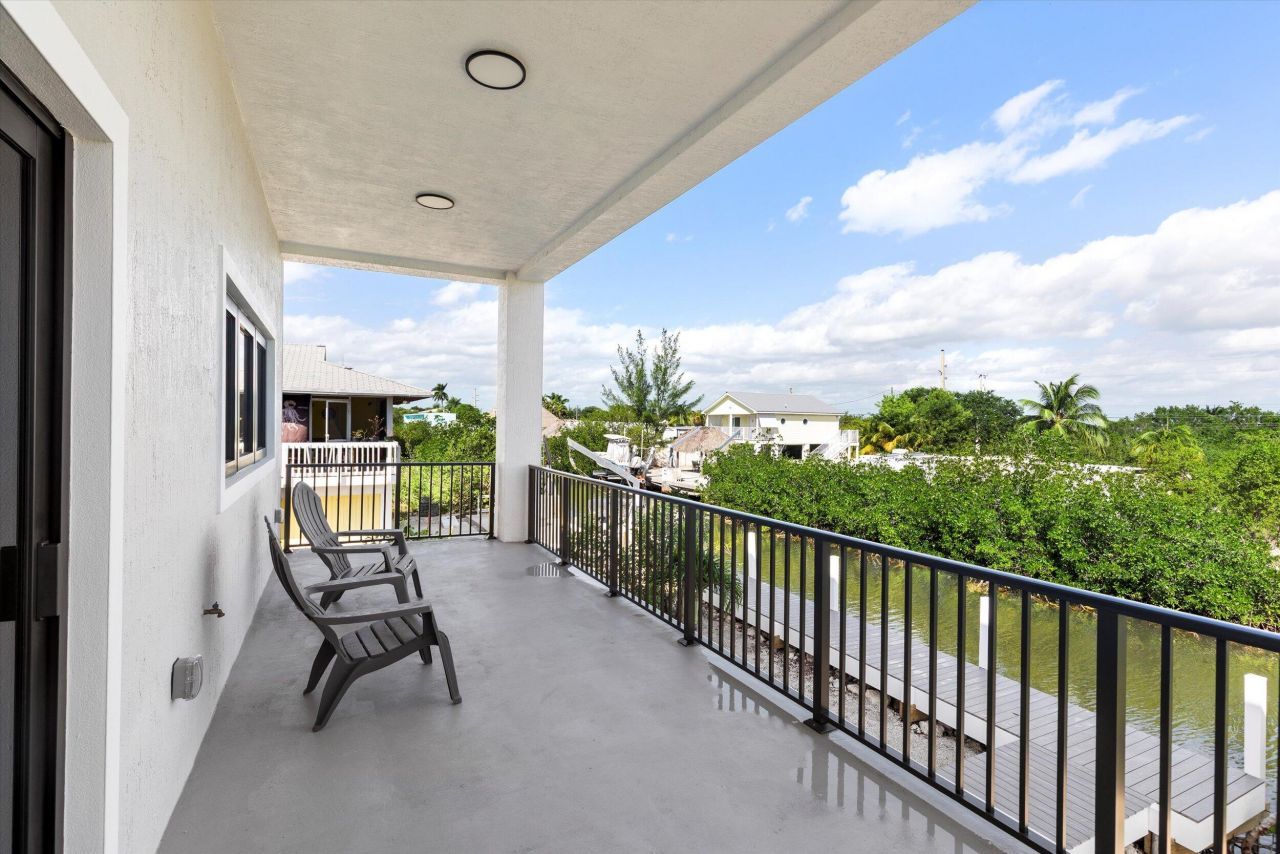 27433 Antigua Lane, Ramrod, FL 33042 Photo