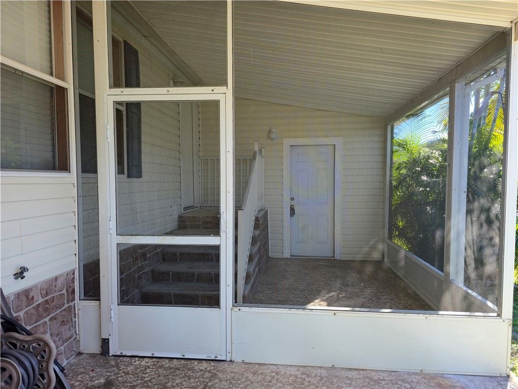 619 Royal Tern Drive, Sebastian, FL 32976 Photo