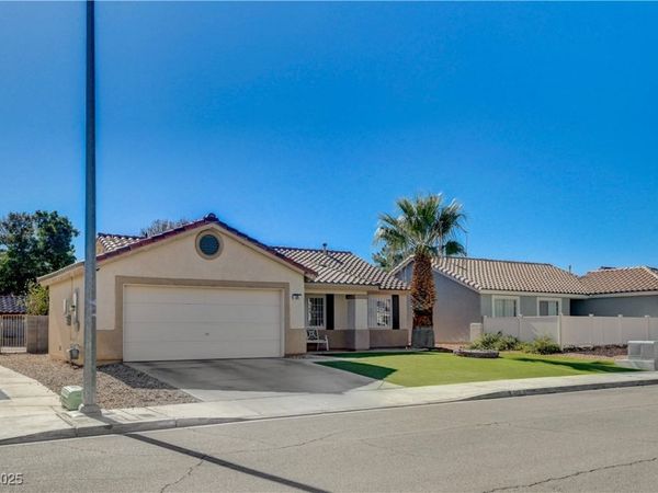 325 Mindoro Avenue, North Las Vegas, NV 89031