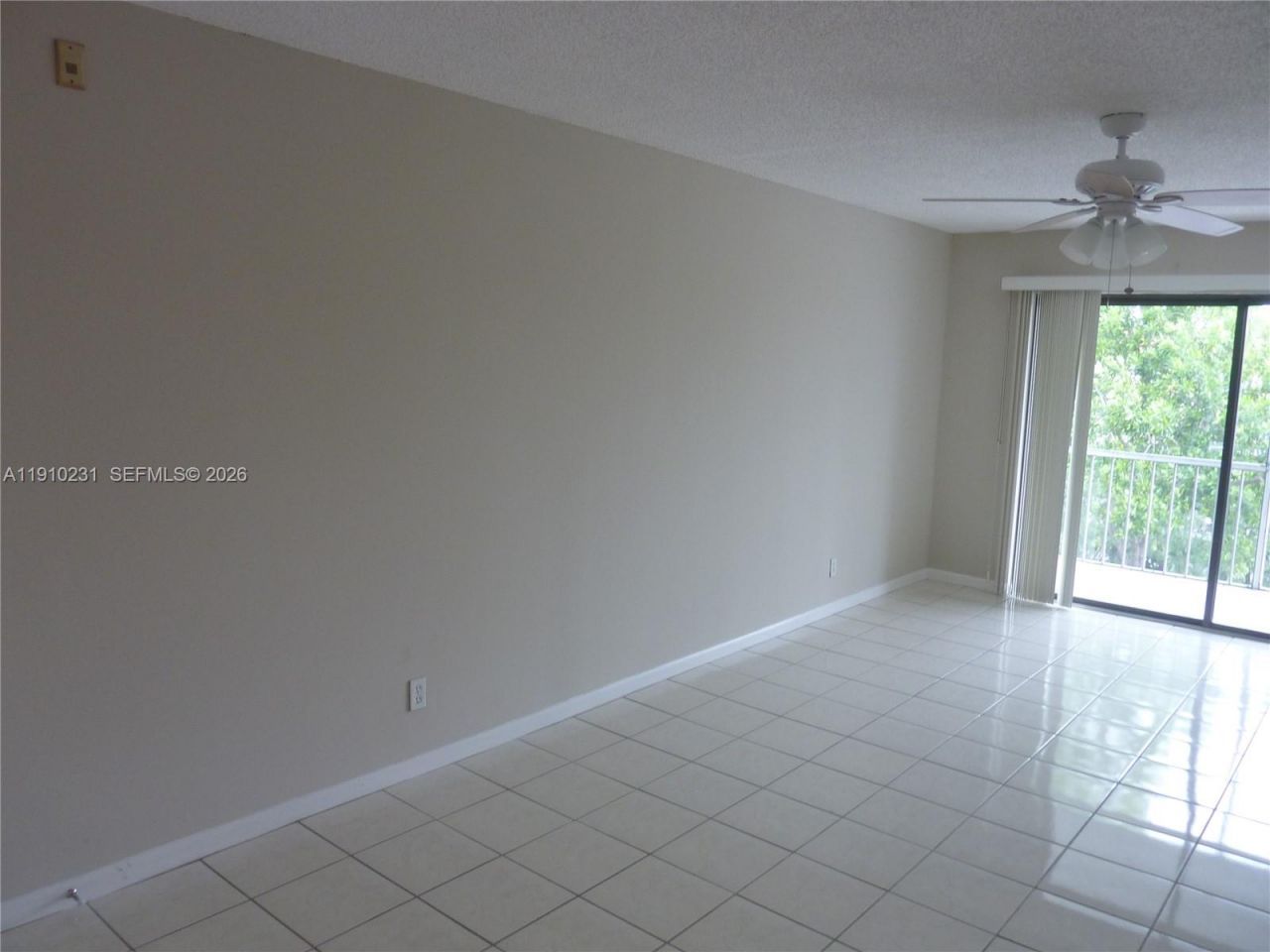 180 Cypress Club Dr, Unit 834, Pompano Beach, FL 33060 Photo