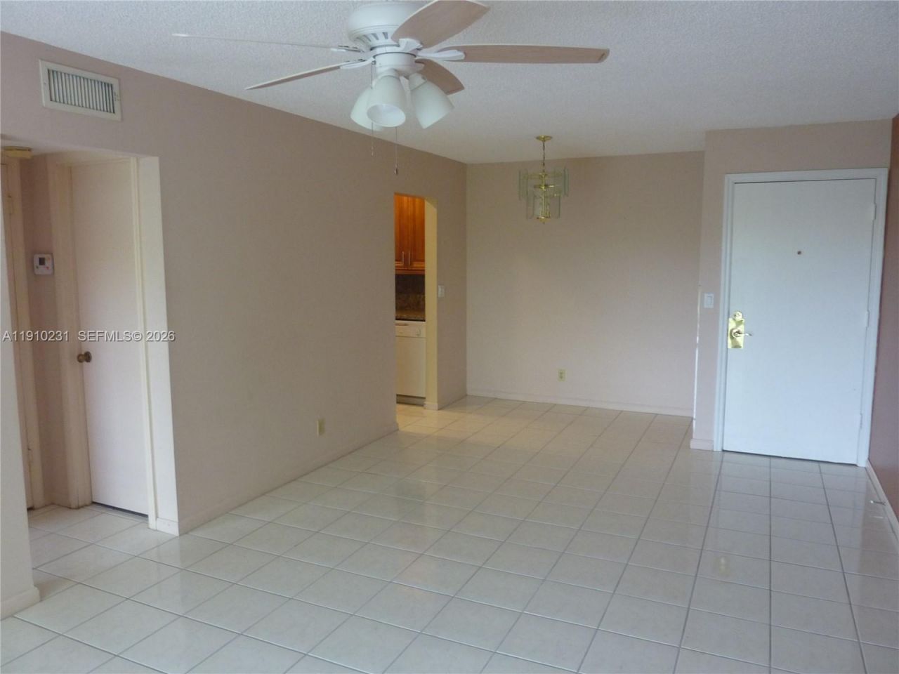 180 Cypress Club Dr, Unit 834, Pompano Beach, FL 33060 Photo