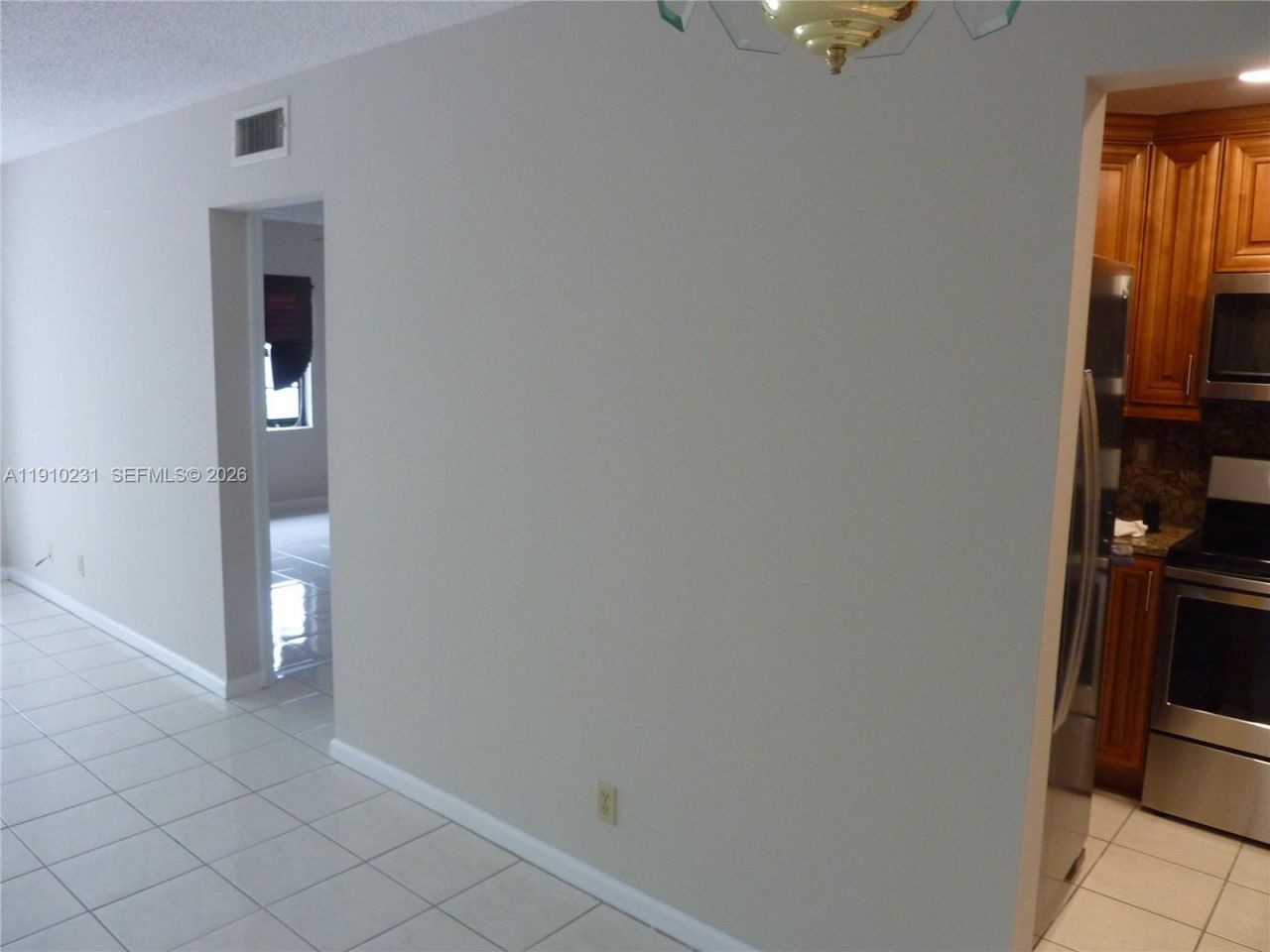 180 Cypress Club Dr, Unit 834, Pompano Beach, FL 33060 Photo