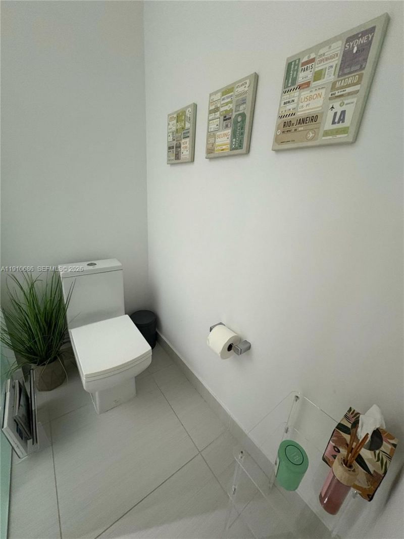 10265 NW 63rd Ter, Unit 210, Doral, FL 33178 Photo