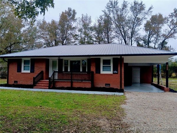 1522 Mary C Road, St Pauls, NC 28384