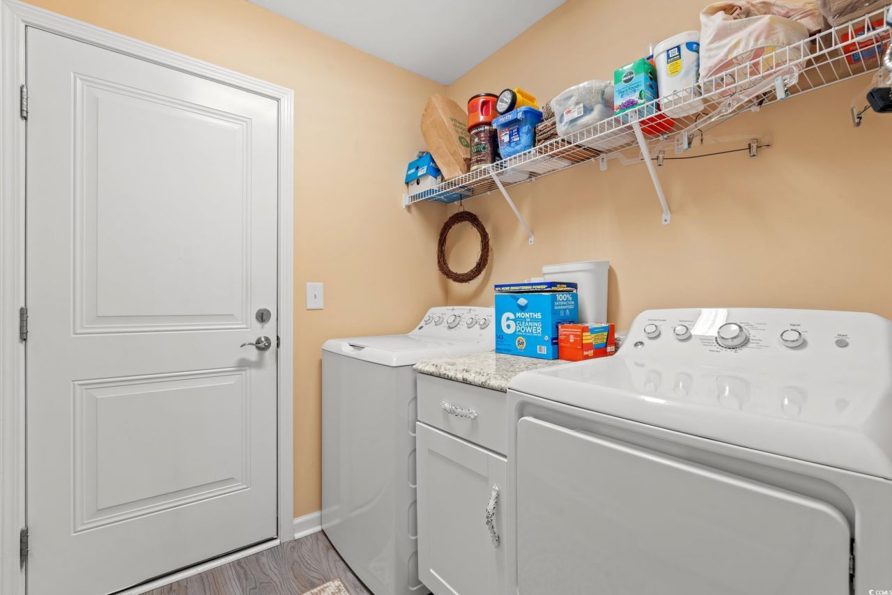 3921 On Deck Circle Photo 22