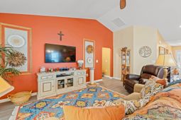 3921 On Deck Circle photo 4