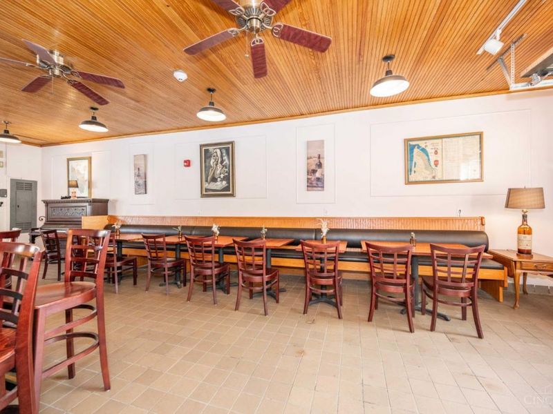 2015 Madison Road, Cincinnati, OH 45208 Photo 27