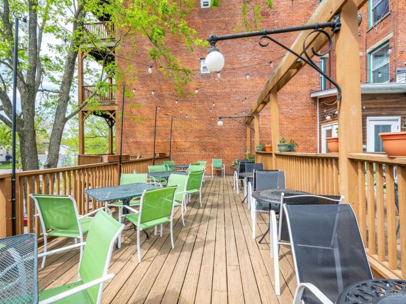 2015 Madison Road, Cincinnati, OH 45208 Photo 40