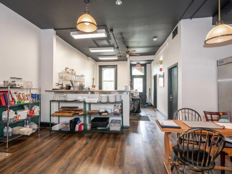 2015 Madison Road, Cincinnati, OH 45208 Photo 42