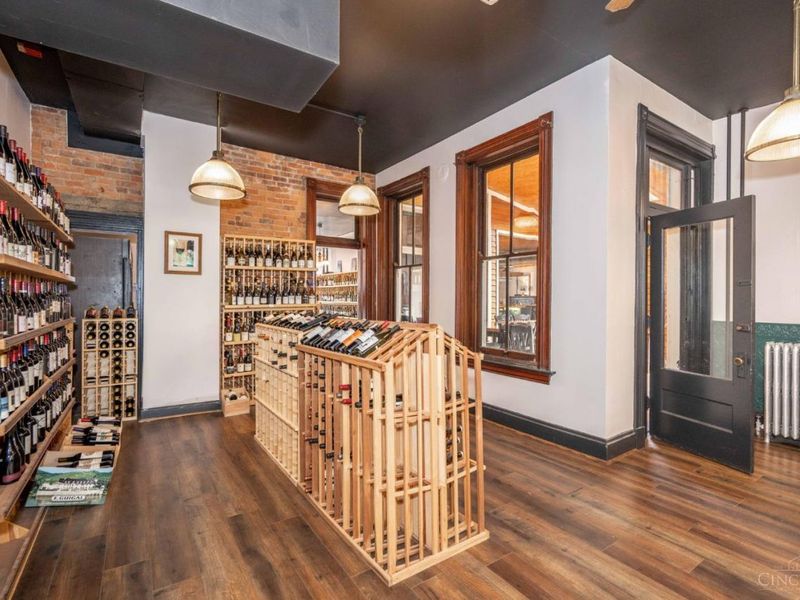 2015 Madison Road, Cincinnati, OH 45208 Photo 44