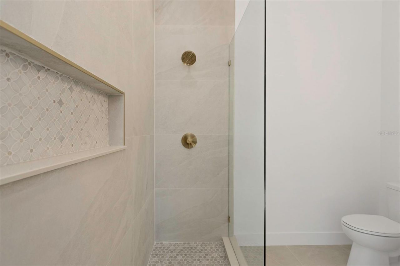 701 42nd Avenue S, Saint Petersburg, FL 33705 Photo