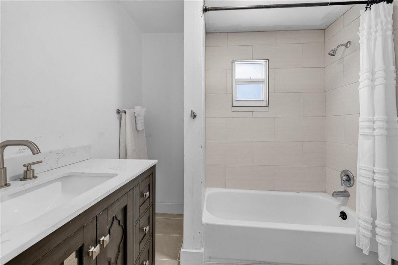 819 Lytle Street, West Palm Beach, FL 33405 Photo