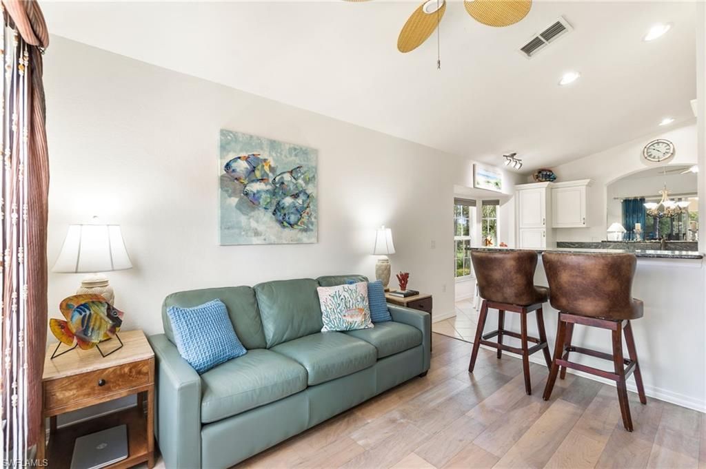 20081 Seagrove St, Unit 905, Estero, FL 33928 Photo