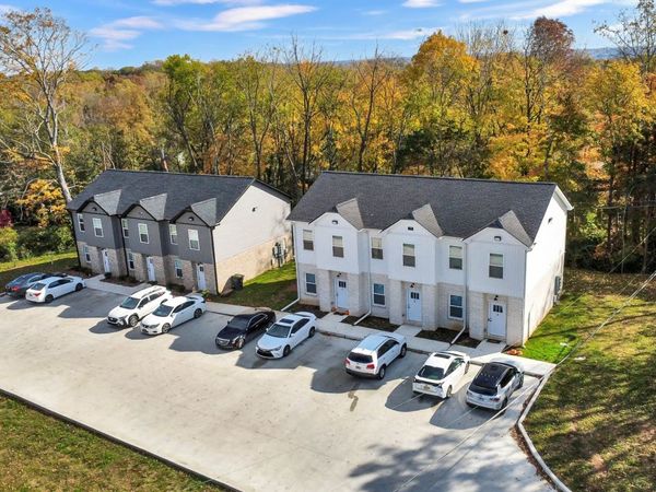 1660 Golf Club Ln, Clarksville, TN 37043