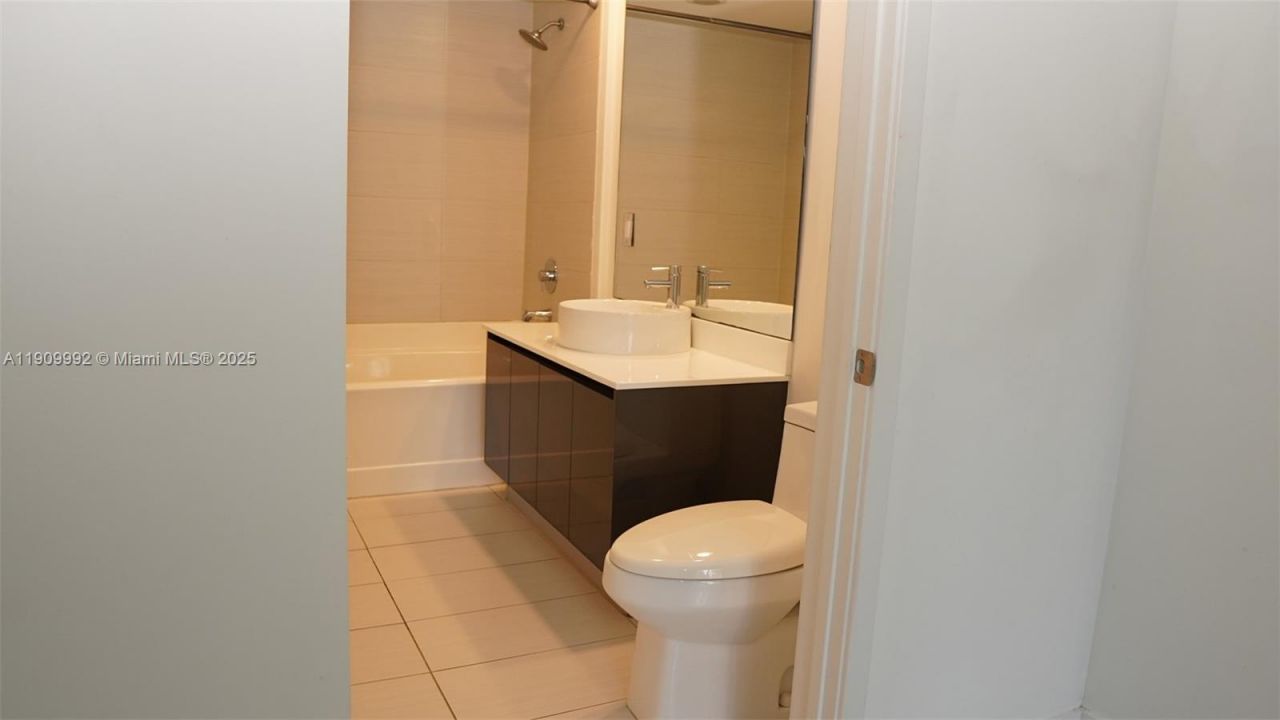 31 SE 6th St, Unit 1108, Miami, FL 33131 Photo