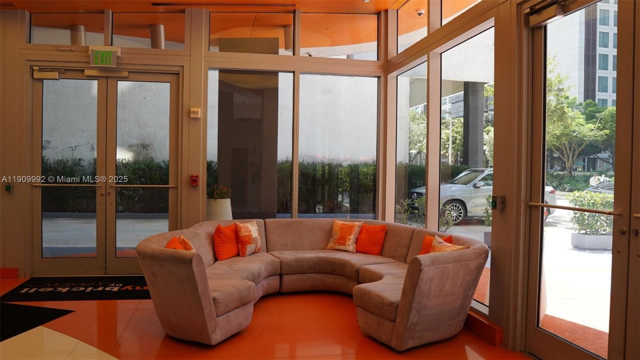 31 SE 6th St, Unit 1108, Miami, FL 33131 Photo