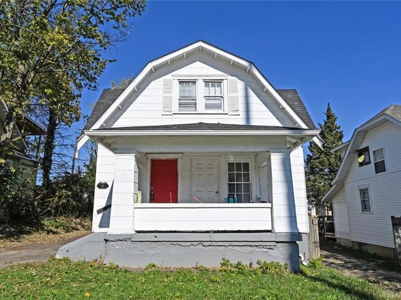 221 E Siebenthaler Avenue, Dayton, OH 45405 Photo 2