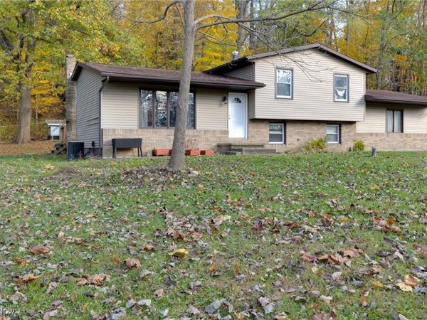 9416 Kieffer Road, Mantua, OH 44255