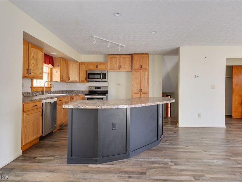 9416 Kieffer Road, Mantua, OH 44255 Photo 10