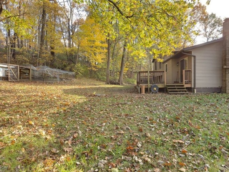 9416 Kieffer Road, Mantua, OH 44255 Photo 5