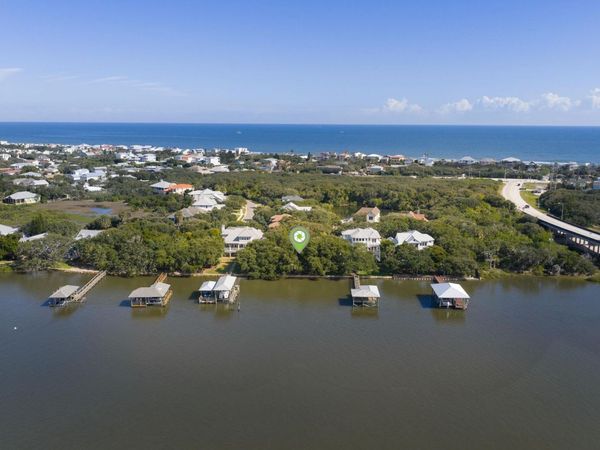 301 S La Crescenta Drive, St Augustine, FL 32080