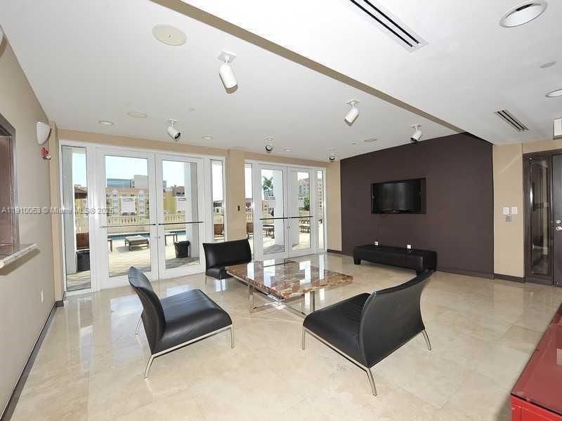 10 Aragon Ave, Unit 818, Coral Gables, FL 33134 Photo