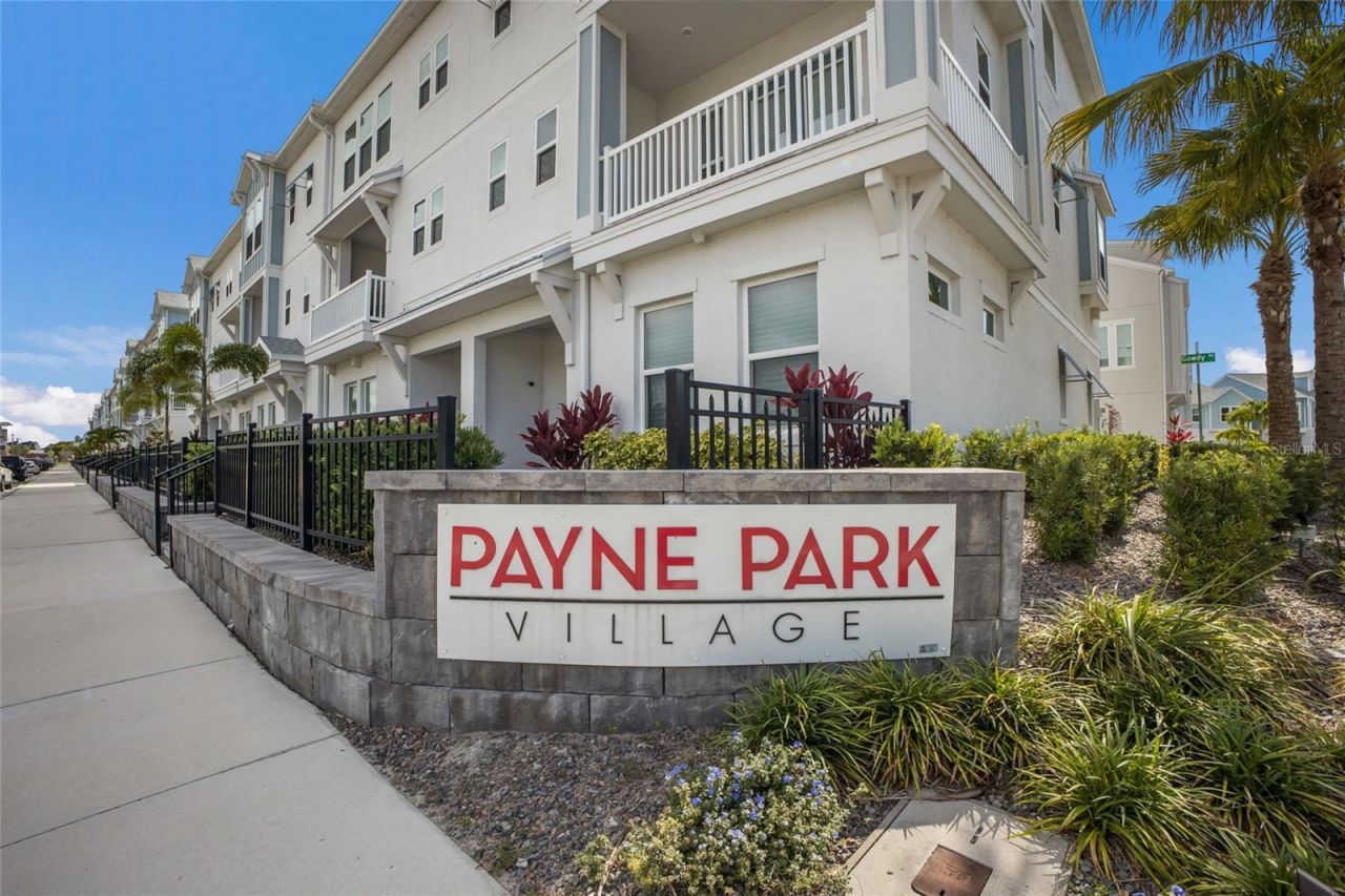 389 Gowdy Road, Sarasota, FL 34237 Photo