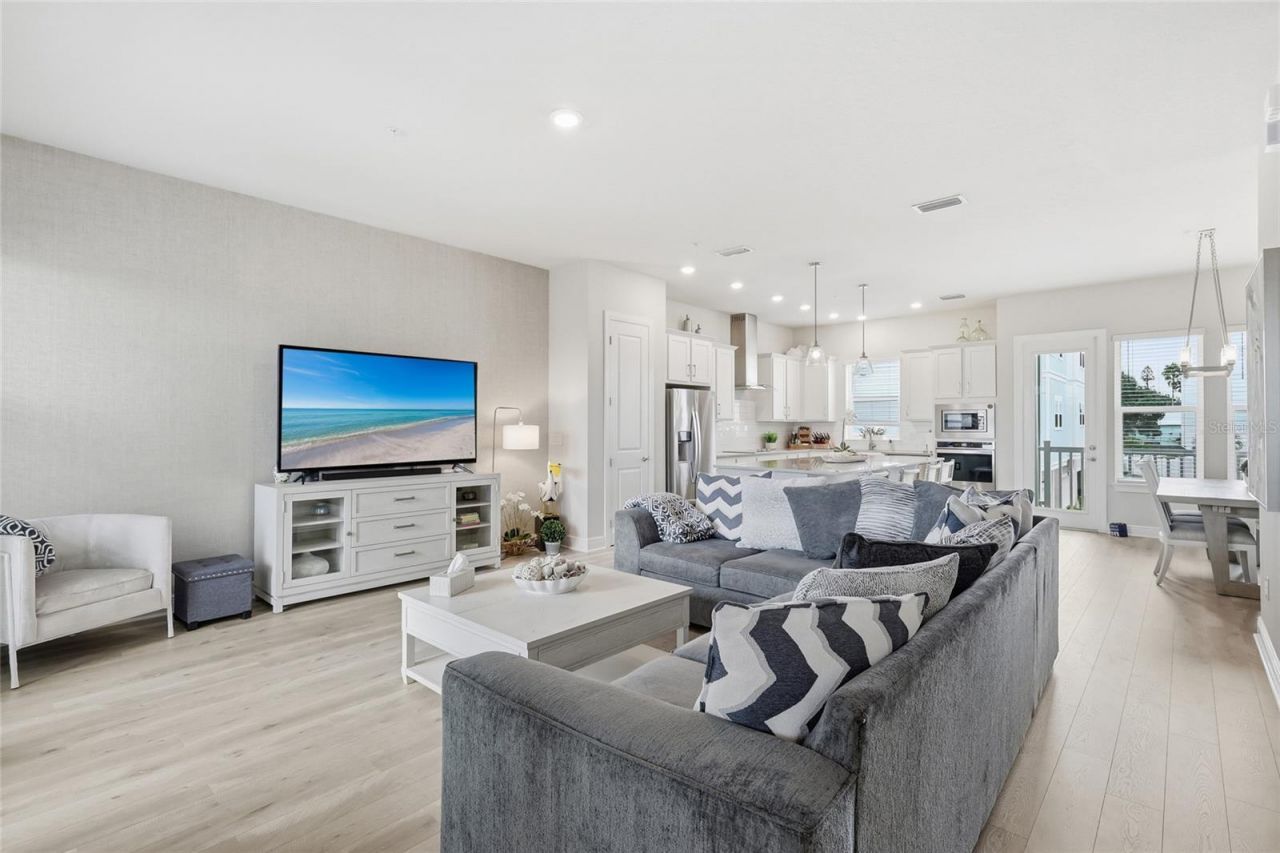 389 Gowdy Road, Sarasota, FL 34237 Photo