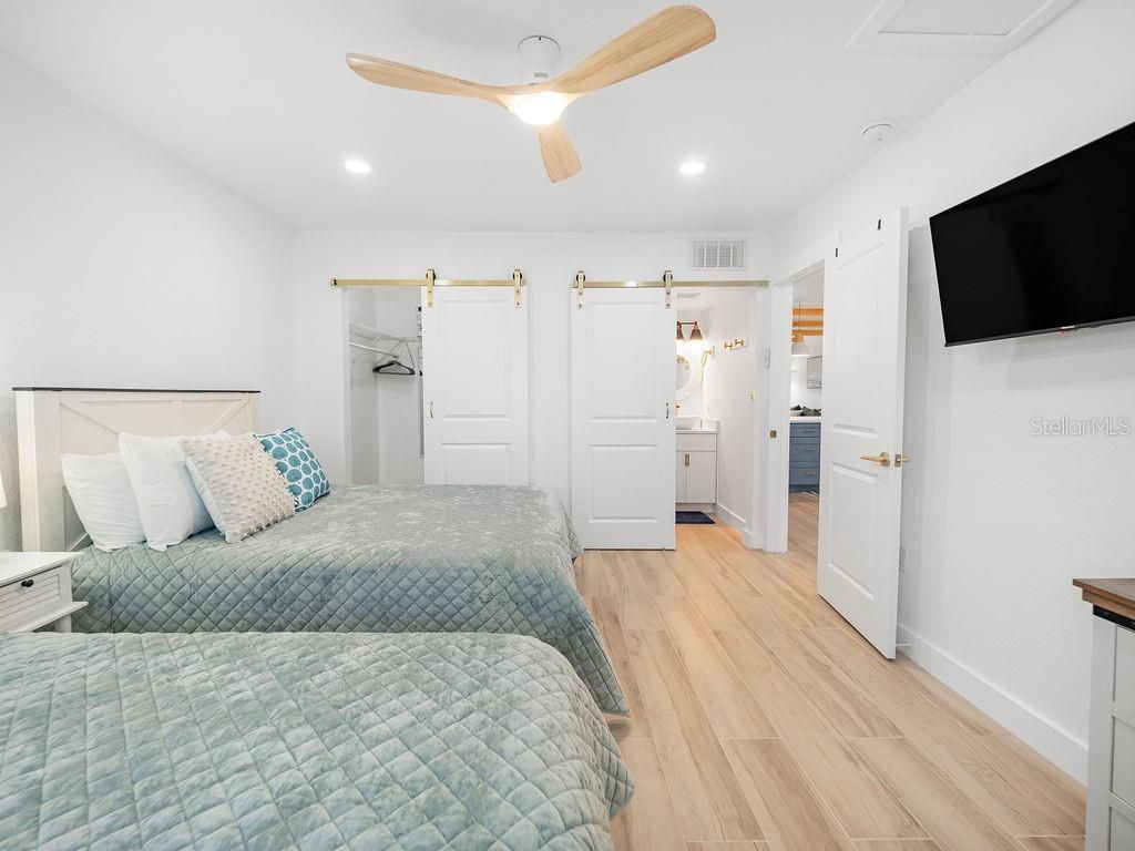 449 63rd Street, Holmes Beach, FL 34217 Photo