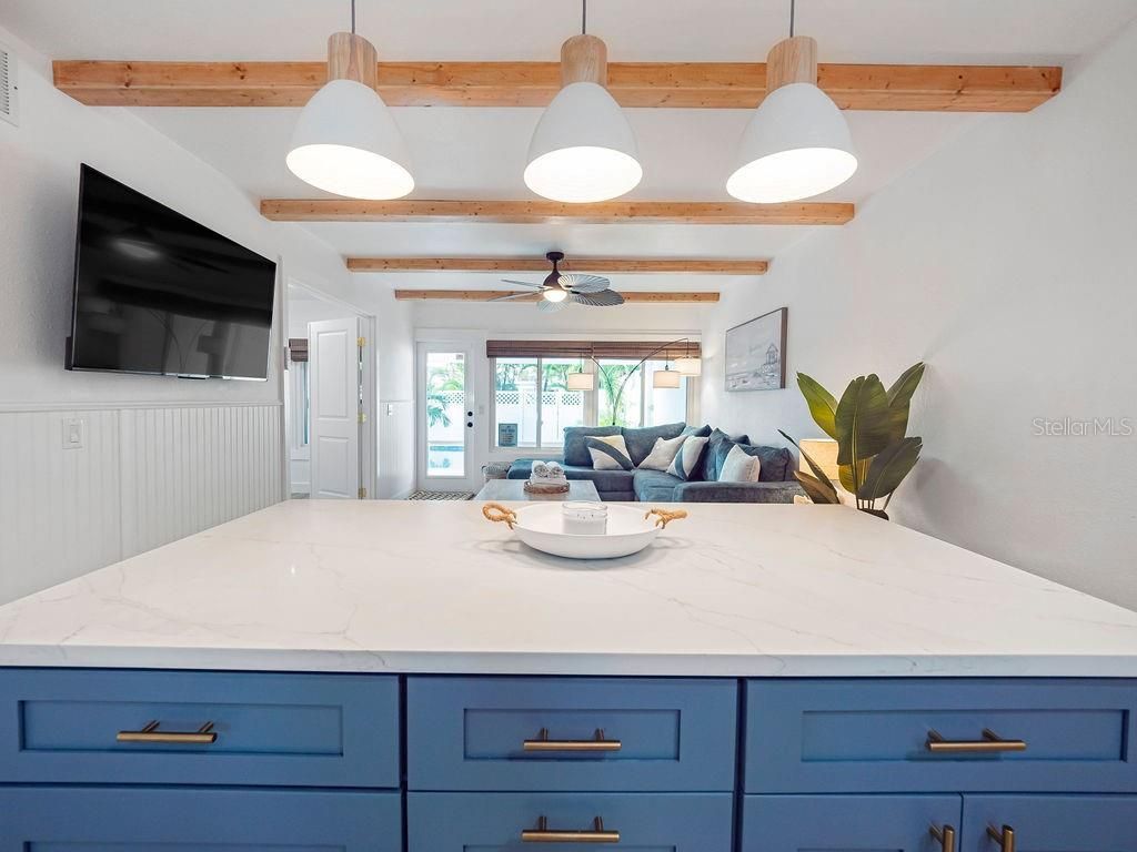 449 63rd Street, Holmes Beach, FL 34217 Photo