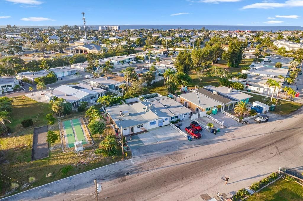 449 63rd Street, Holmes Beach, FL 34217 Photo