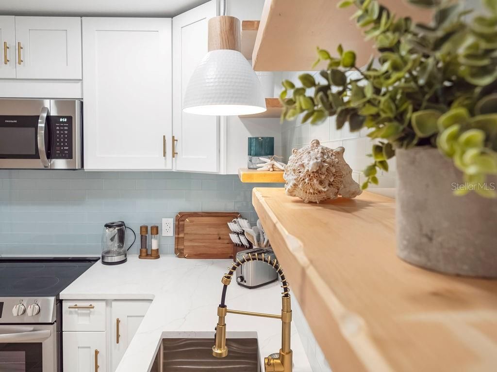 449 63rd Street, Holmes Beach, FL 34217 Photo