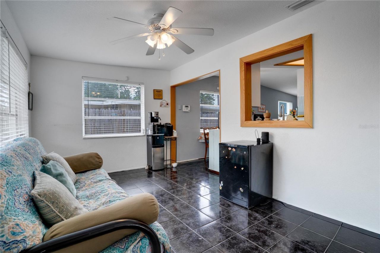 718 Northmoor Avenue N, Saint Petersburg, FL 33702 Photo